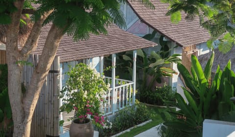 Property building, Garden view