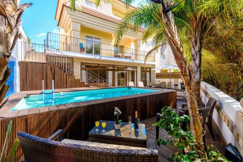 Property building, Pool view, Pool view, Swimming pool