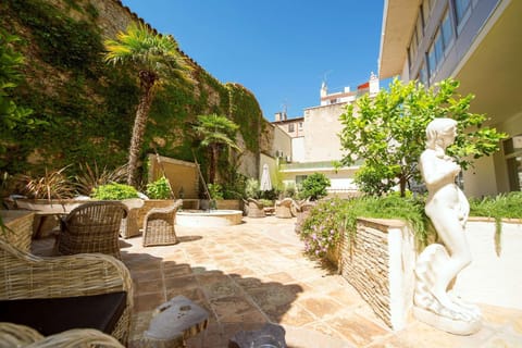 Patio, Garden