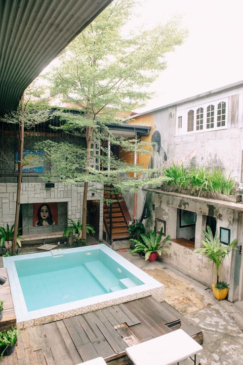 Property building, Swimming pool