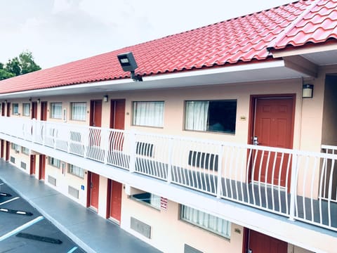 Super 8 by Wyndham Ft Walton Beach Motel in Fort Walton Beach