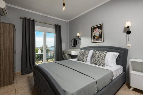 Bedroom, Sea view