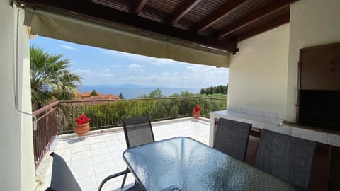 Amazing Sea View Loft, Afytos Apartment in Halkidiki