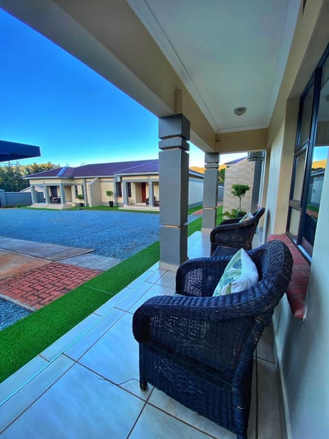 Property building, Patio, Facade/entrance, Mountain view