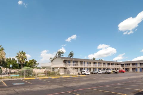 Property building, On site