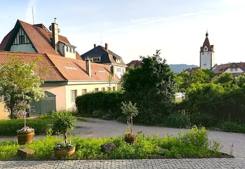 Day, Neighbourhood, Garden view, Landmark view