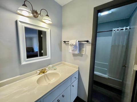 Alpine Village Inn Hotel in Helen