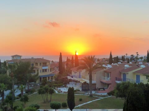 Garden, On site, Sea view, Swimming pool, Sunset