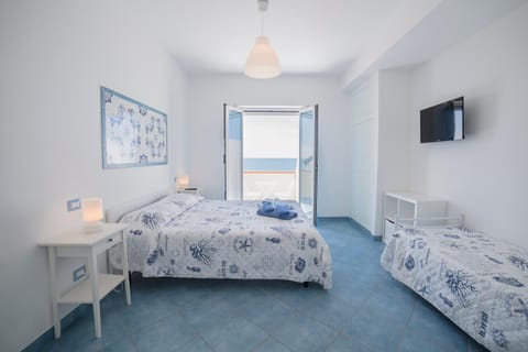 Bedroom, Landmark view