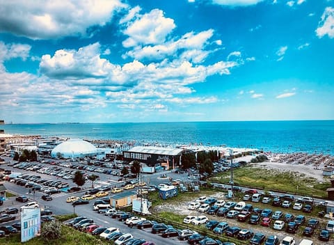 Bird's eye view, Sea view