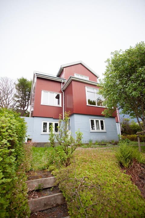 Property building, Garden
