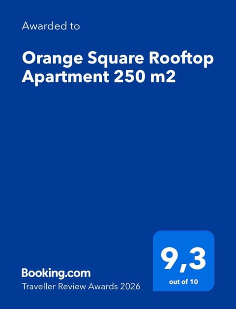 Orange Square Rooftop Apartment 250 m2 House in Marbella