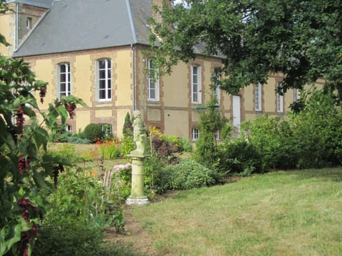 Le domaine de Beaufai Bed and Breakfast in Normandy