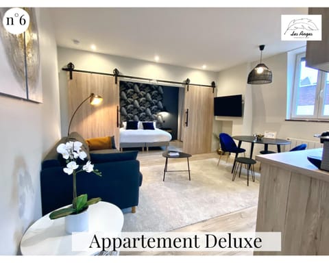 Bed, Living room, Photo of the whole room, Dining area, Bedroom