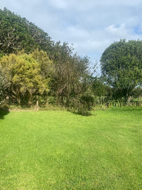 Kakariki Cottage Bed and Breakfast in Waikato