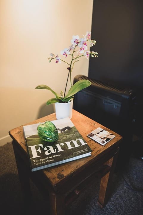 Kakariki Cottage Bed and Breakfast in Waikato