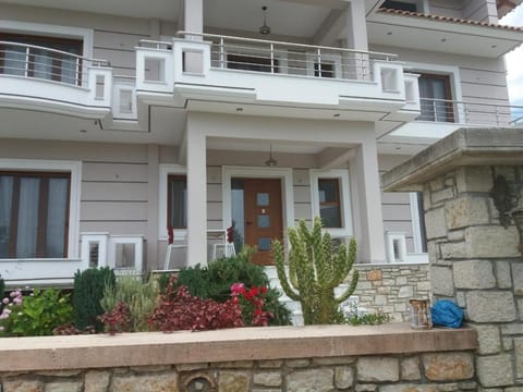 Spyridoula's Guest House Bed and Breakfast in Vlorë County, Albania