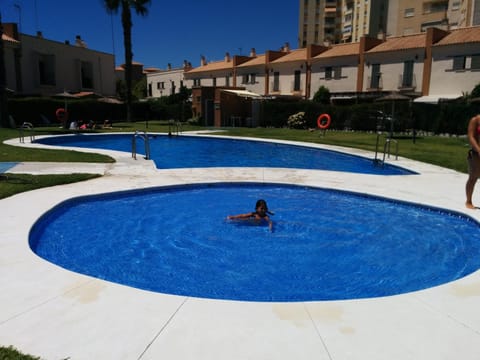 Swimming pool, Swimming pool