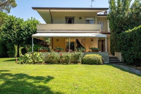 Villa Verde a Forte dei Marmi Villa in Forte dei Marmi