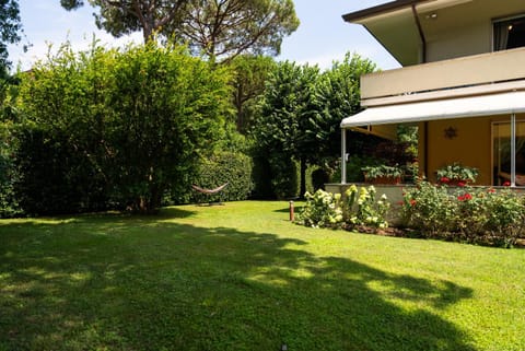 Villa Verde a Forte dei Marmi Villa in Forte dei Marmi