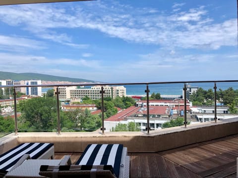 Balcony/Terrace, City view, Sea view