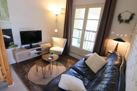 Living room, Garden view, Inner courtyard view