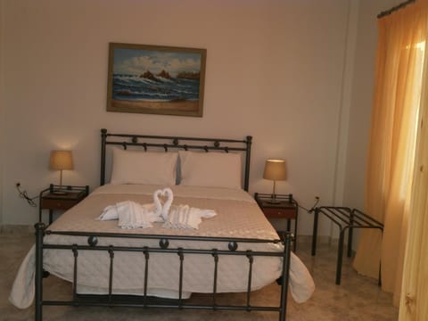 Flisvos House Apartment in Argolis, Greece