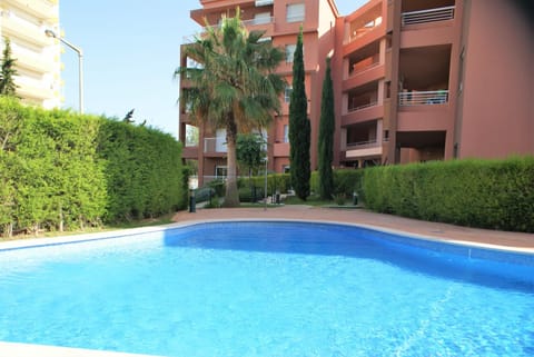 Property building, Swimming pool, Swimming pool