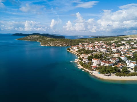 Nearby landmark, Beach