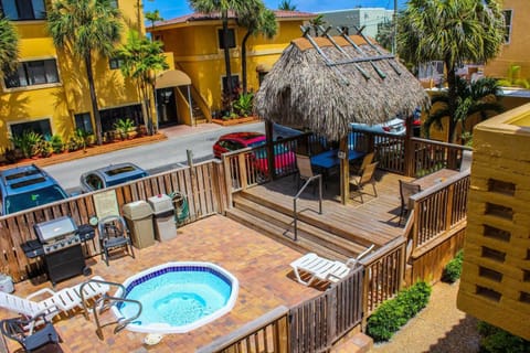 Patio, Day, Hot Tub, sunbed