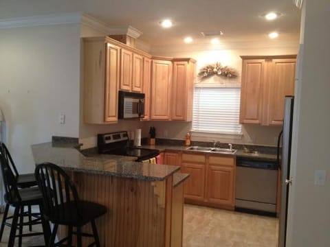 Large Beach House with Great Oceanviews, Game Room, Swimming pool House in Laguna Beach