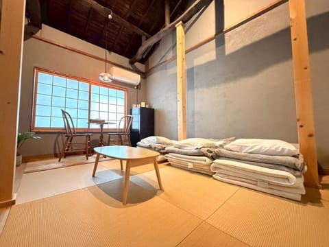 Photo of the whole room, Bedroom, air conditioner