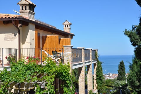 Bed and Breakfast Latteletto Bed and Breakfast in Tortoreto