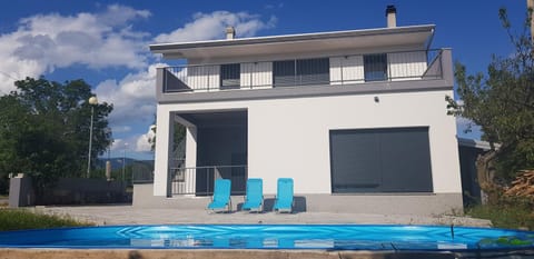 Property building, Pool view, Swimming pool