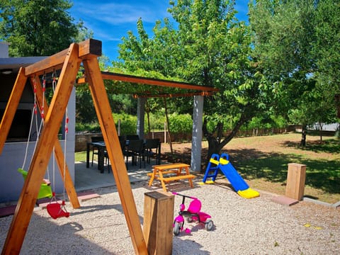 Day, Children play ground