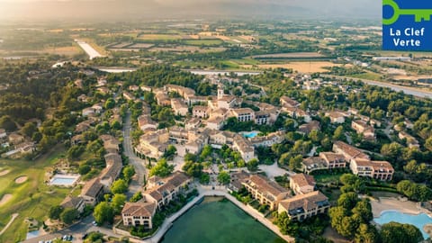 Property building, Nearby landmark, Day, Natural landscape, Bird's eye view, Location