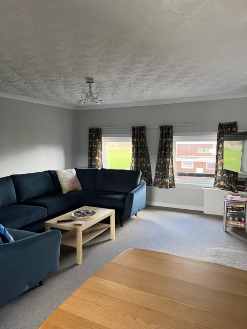 Lochans Lodge Apartment in England