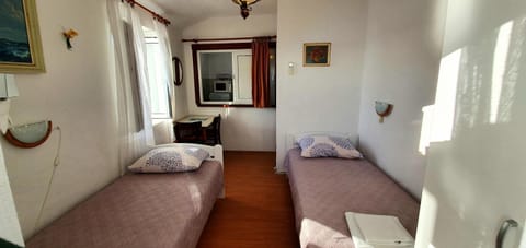 Apartments - 3 A beautiful apartment with a sea view Apartment in Hvar