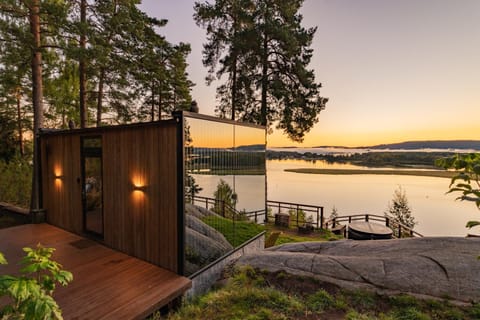 Property building, Natural landscape, River view, Sunrise