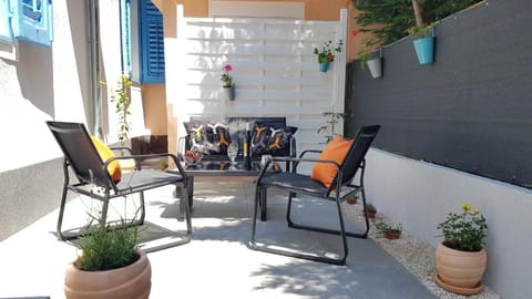 Patio, Balcony/Terrace