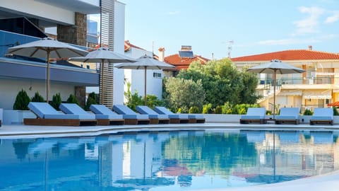 Swimming pool, Swimming pool