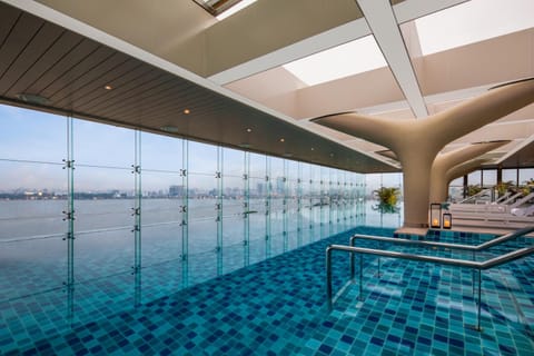 Swimming pool, Swimming pool