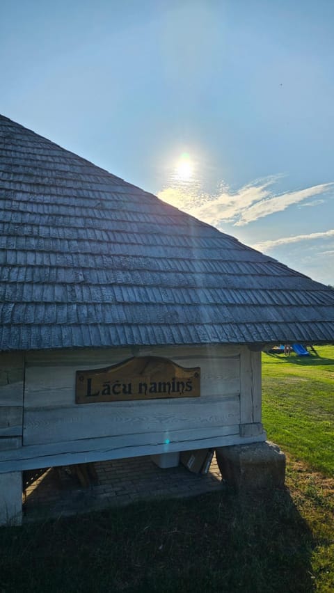 Lāču namiņš/Bear house House in Klaipėda County, Lithuania