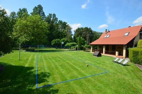 Property building, Natural landscape, Garden view