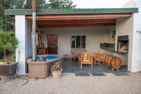 Property building, Patio, BBQ facilities, Hot Tub