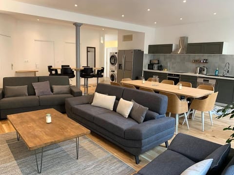 Living room, Seating area, Dining area