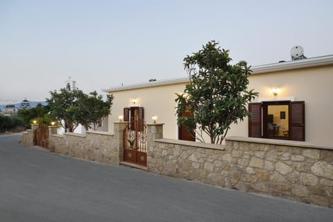 Anna 's House - Garden Cottage in Kissamos House in Kissamos