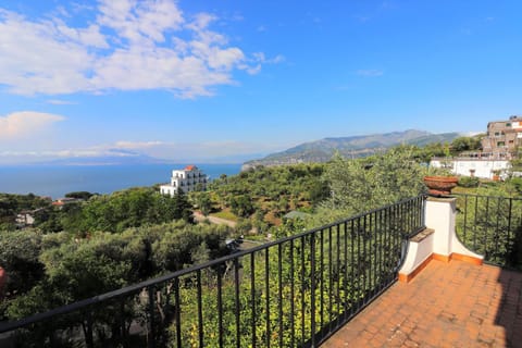 Balcony/Terrace, Mountain view, Sea view