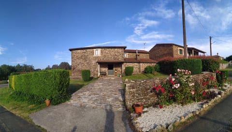 Property building, Facade/entrance, Garden