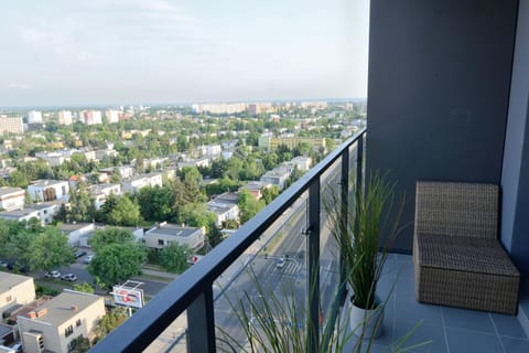 Balcony/Terrace, City view